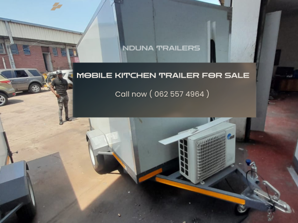 Dark Blue Minimalist Car Rental Deals Instagram Post (3)